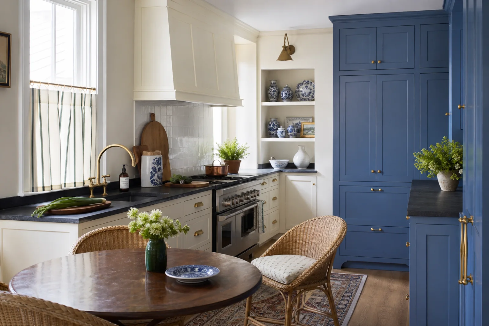 Grandmillennial kitchen interior