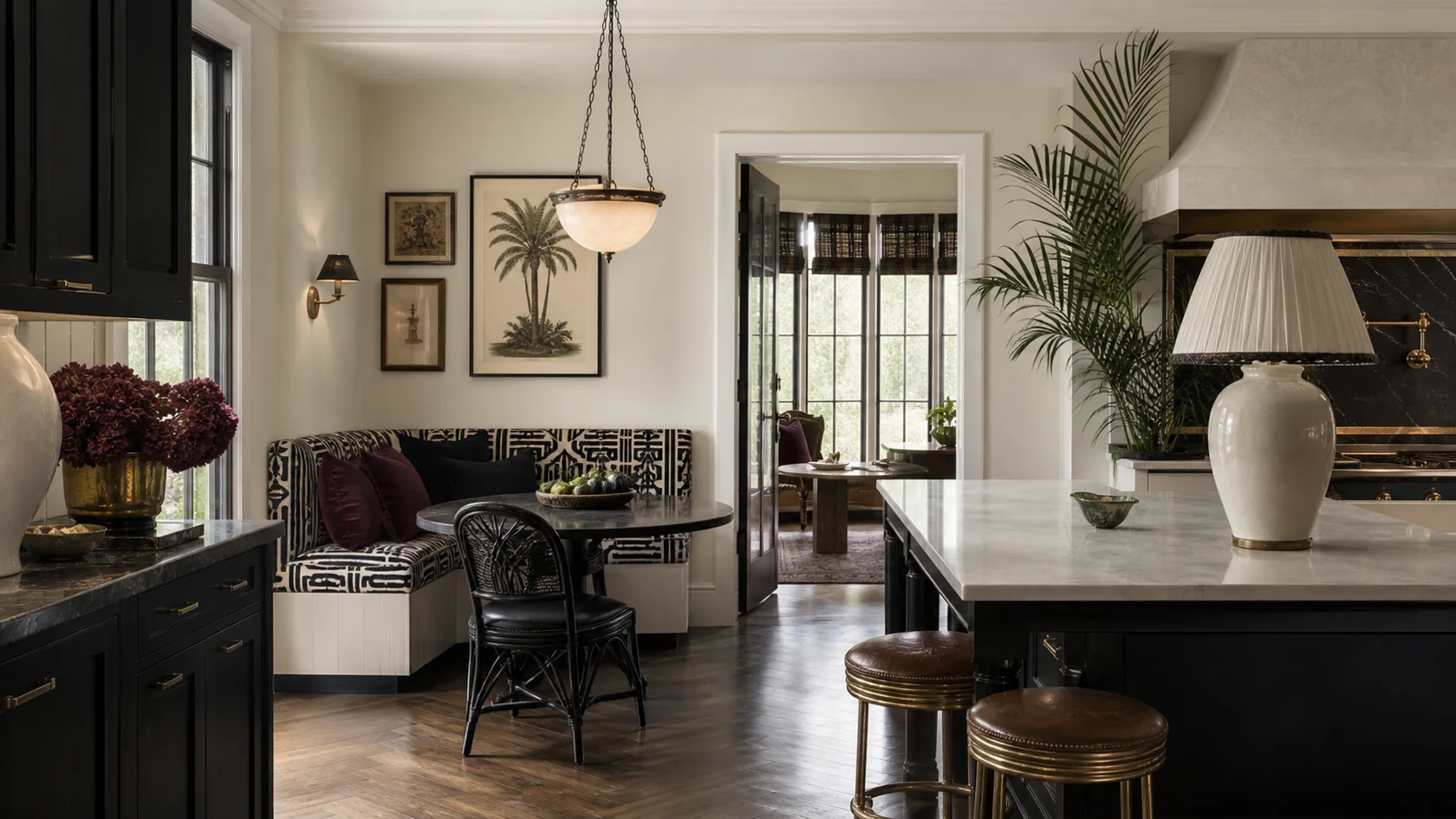 Graphic Banquette Hollywood Regency Kitchen